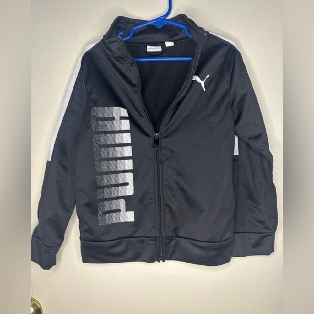 Puma Youth‎ Sz 5 black & white puma long sleeve warm up zip up jacket layering